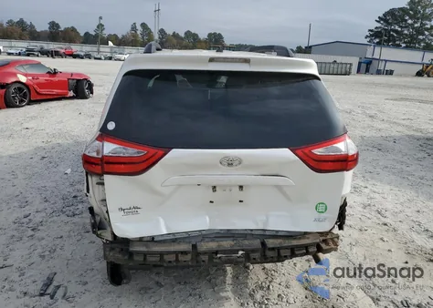 2015 Toyota Sienna Xle из США, поврежденный, VIN 5TDYK3DC3FS675690